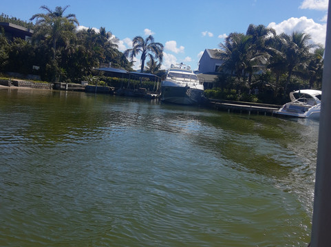 Scuna Ondança-弗洛里亚诺波利斯必去景点