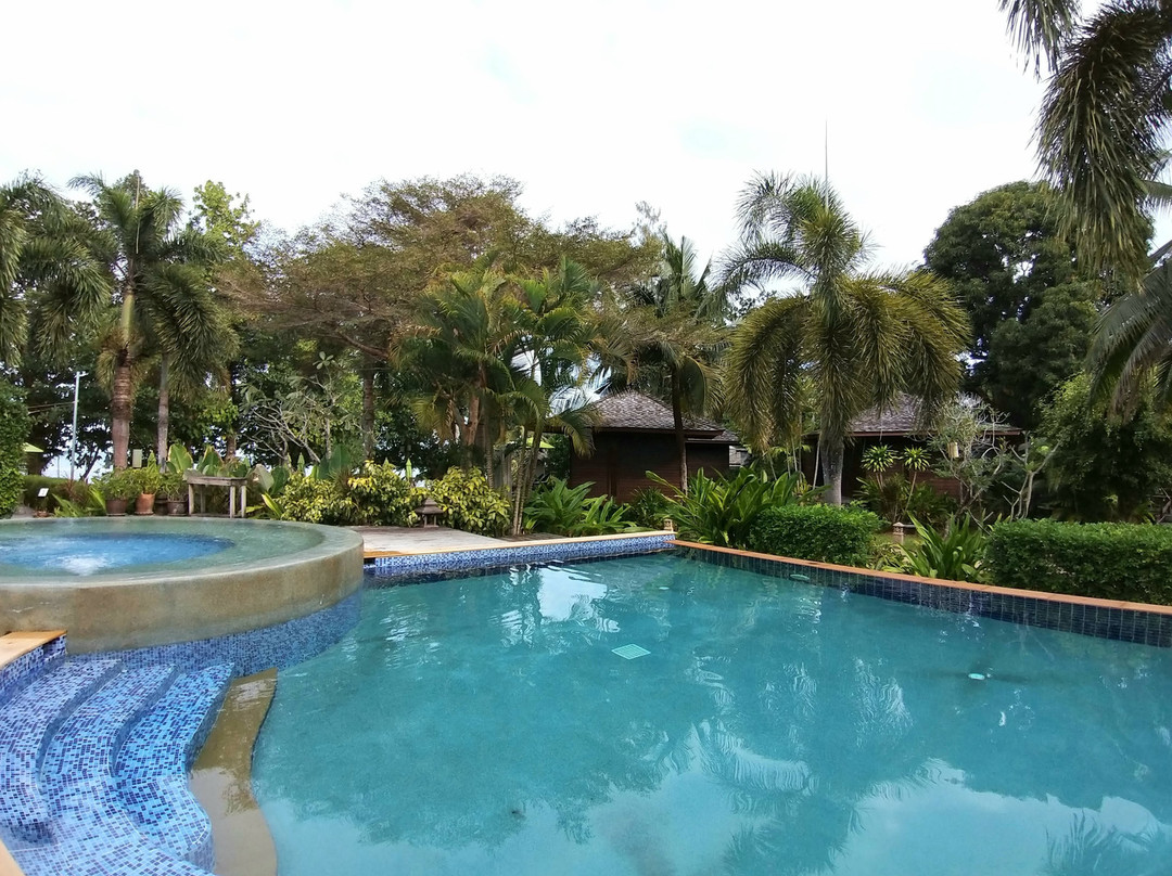 嘉雅普利温泉度假酒店主图