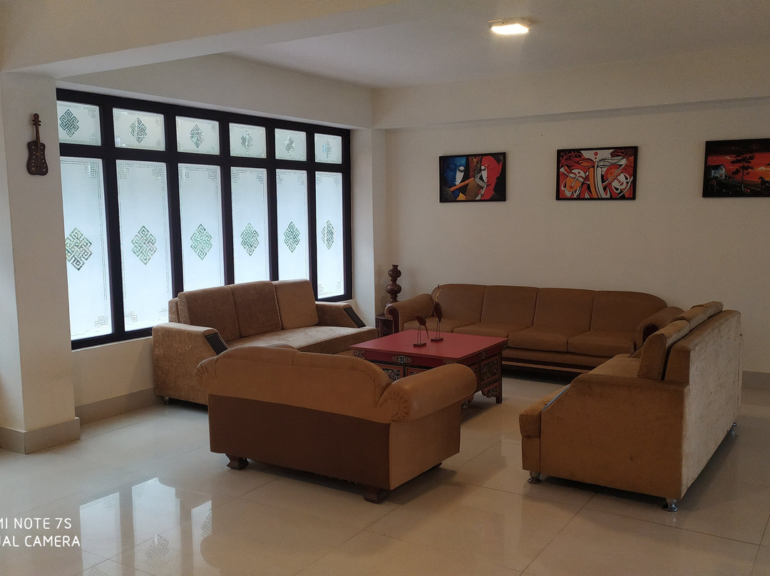 Hotel Luxxis Inn主图