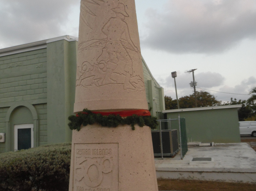 500th Anniversary Monument-西湾必去景点