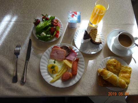 Aster Hotel Group主图