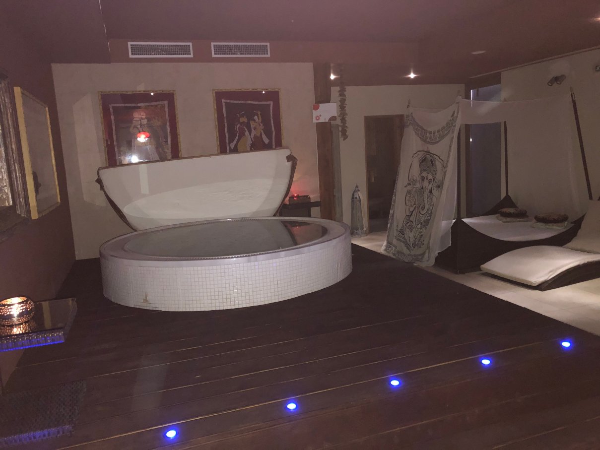 Wellness Hotel Boží Oko-泳池