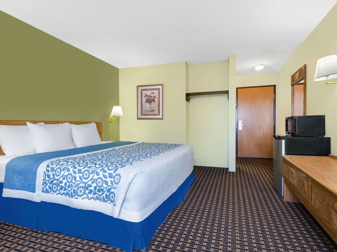 牛顿戴斯酒店主图