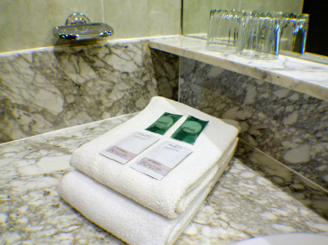 Trípolis Toledo Hostal主图