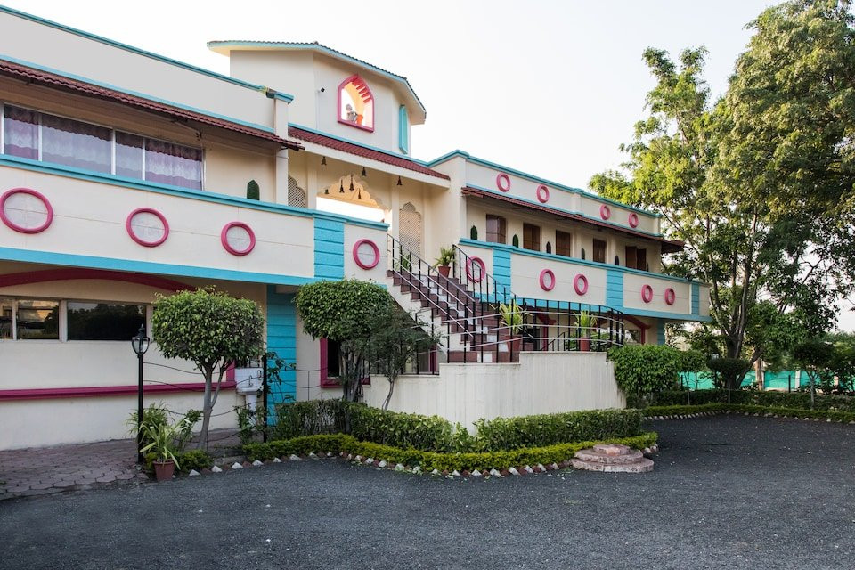 OYO 22504 Fun And Food Holidays & Resort