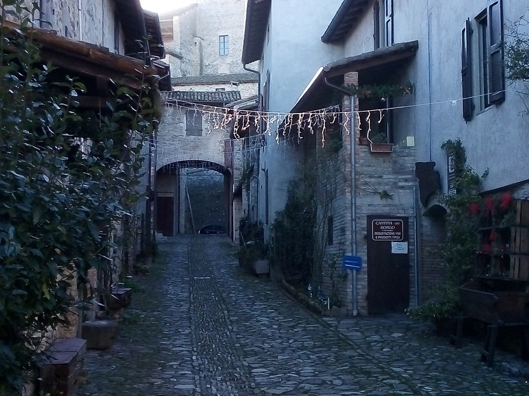 Castello Di Torrechiara景点图片