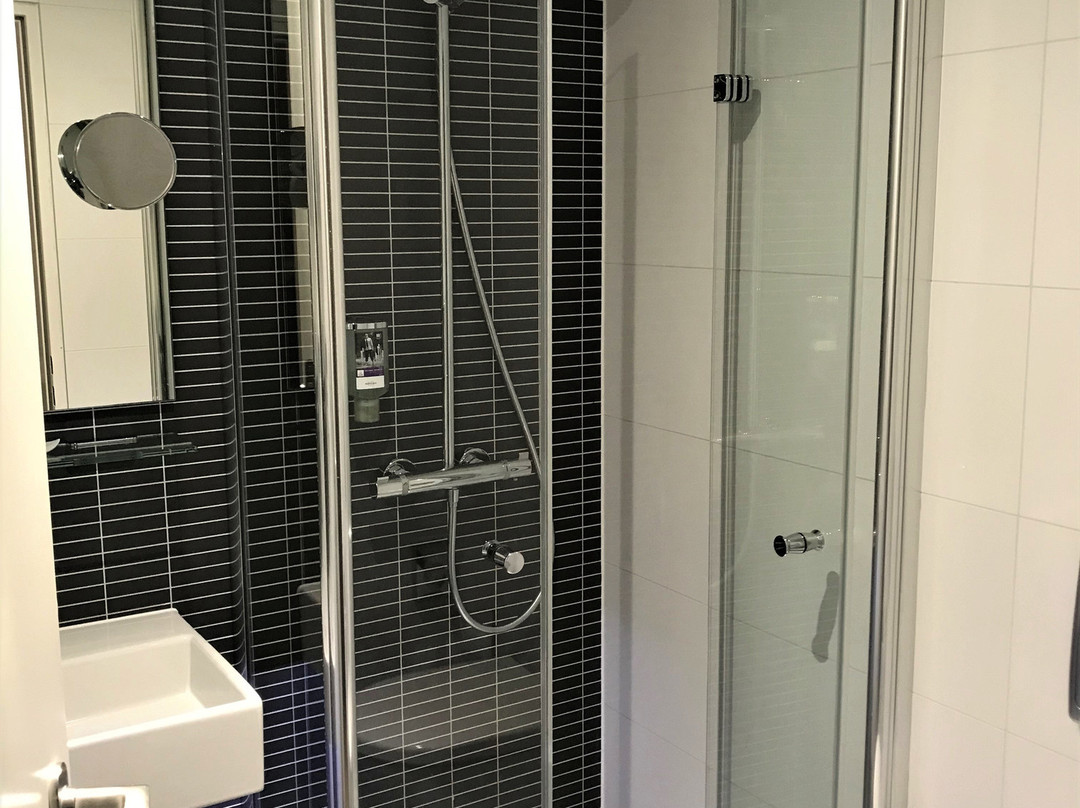 吕登沙伊德美居酒店主图