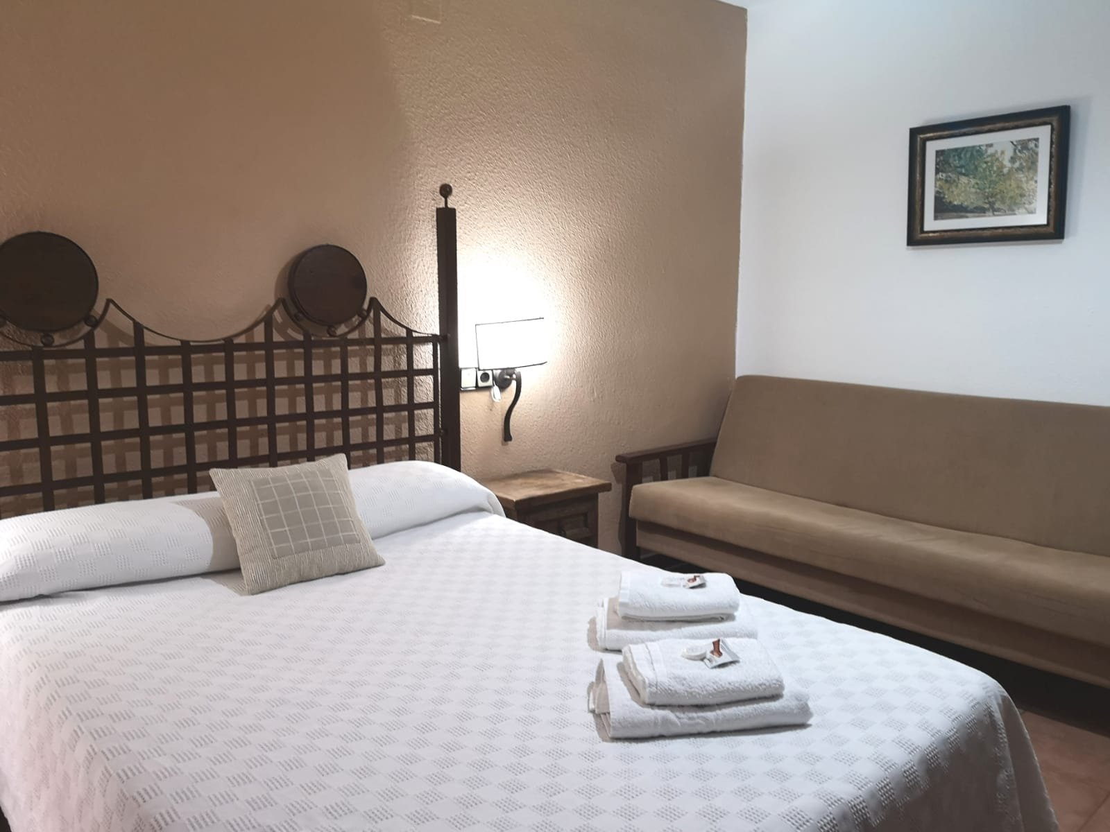 Hostal Residencia Gibraleon-官方