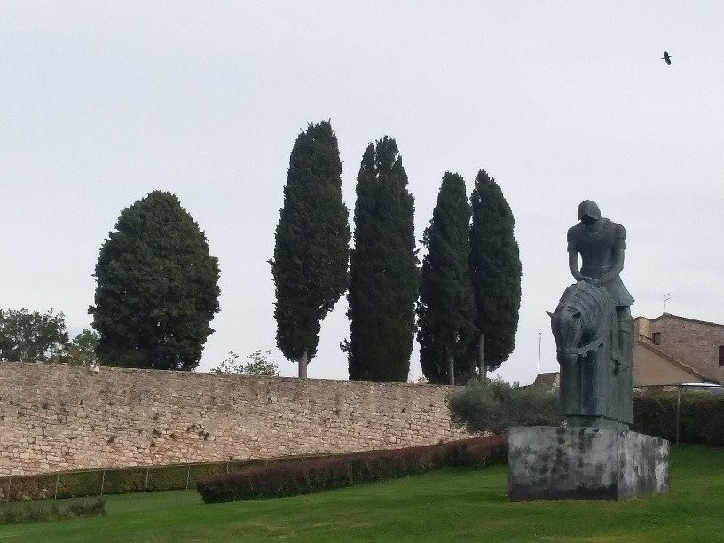 Piazza Superiore di San Francesco景点图片