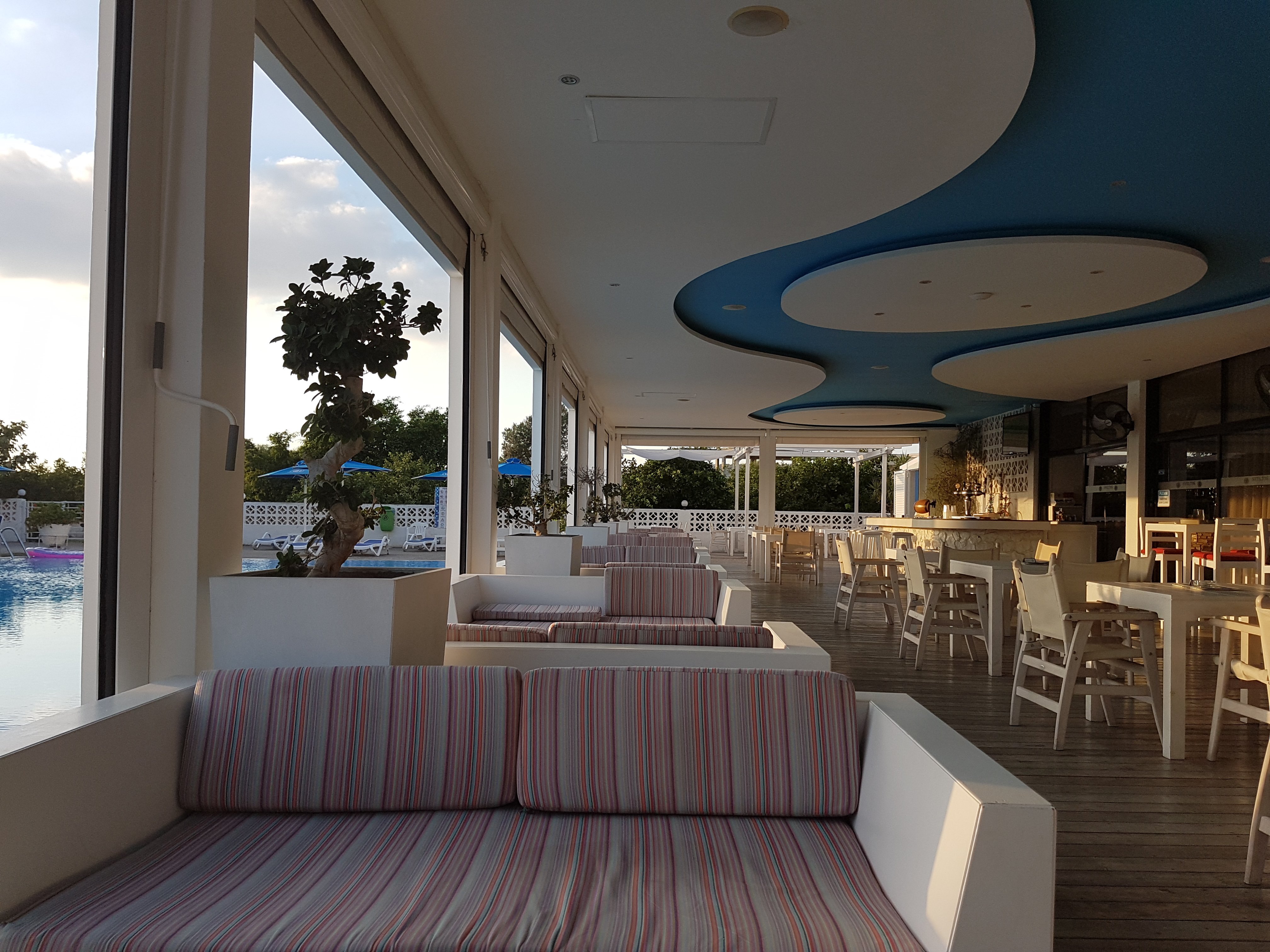 Sveltos Hotel-泳池
