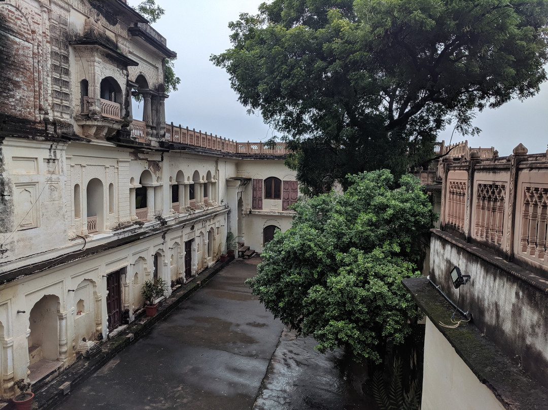 阿里布拉宫酒店主图