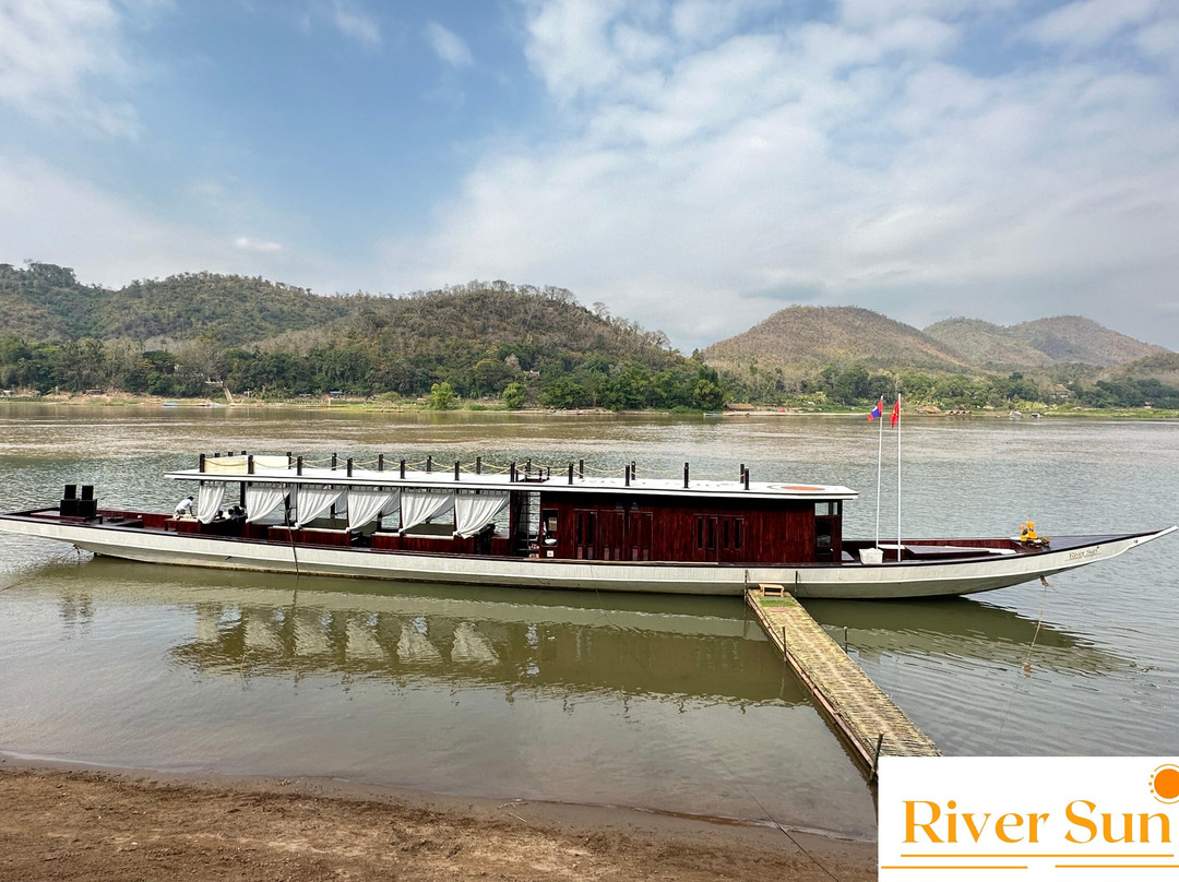 River Sun Lao