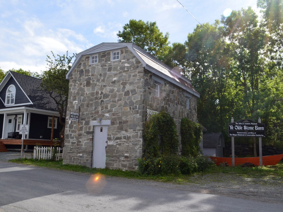 The John N Leamon Stone Barn Museum景点图片