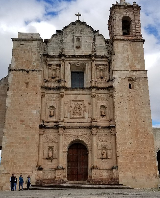Templo y convento de Sta. Domingo de Guzman景点图片