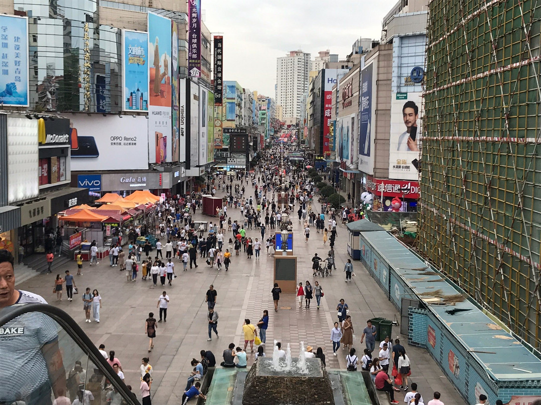 青岛台东商业步行街景点图片