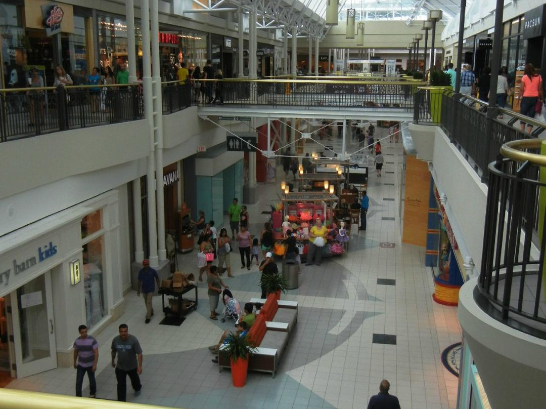 阿尔法利塔旅游景点-North Point Mall