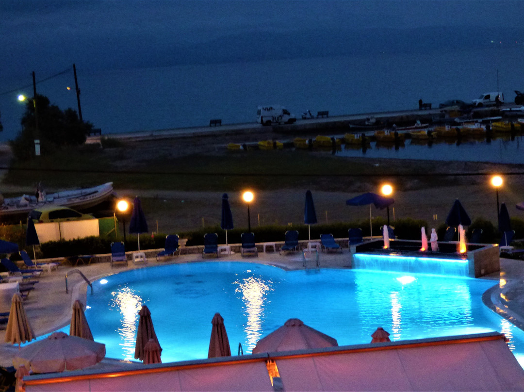 Three Brothers Pool Bar-Restaurant-Hotel主图