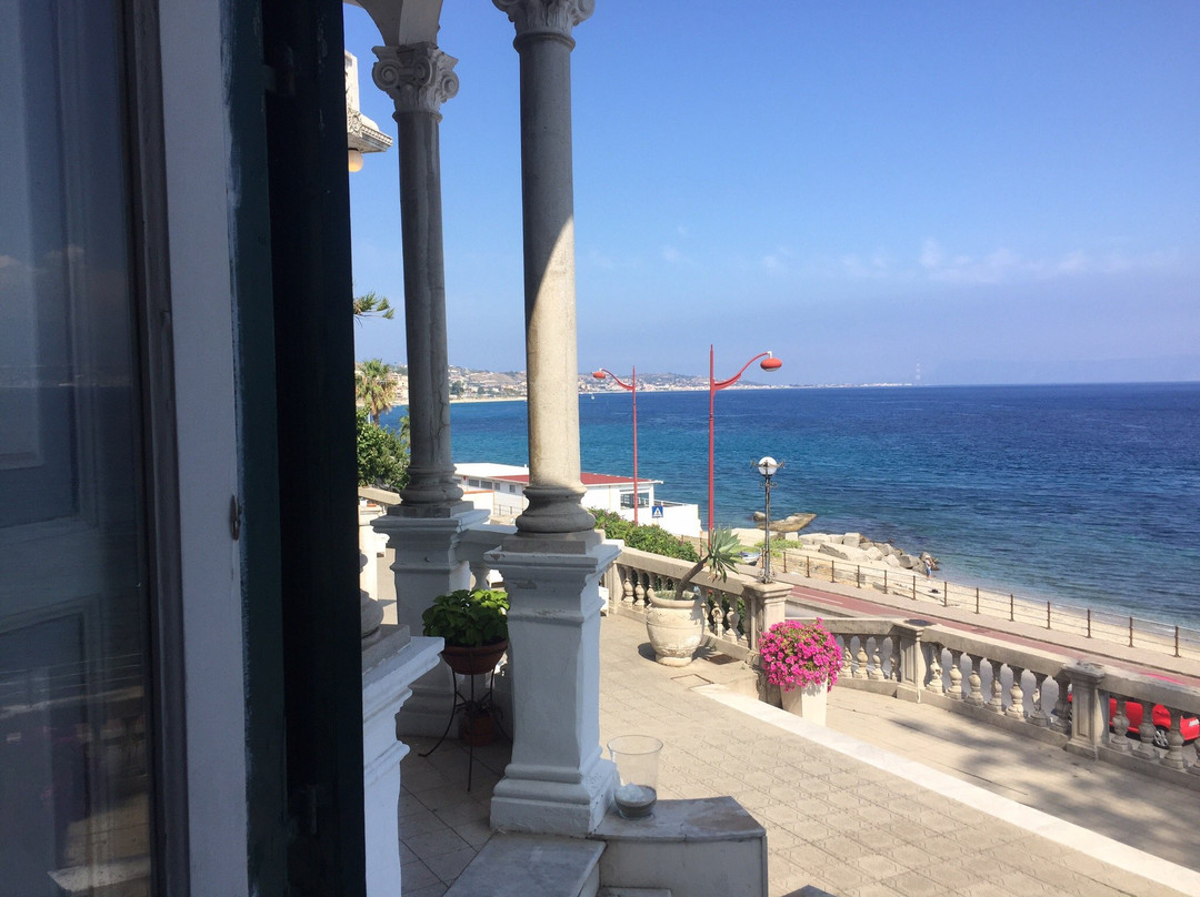 Town House Messina Paradiso主图