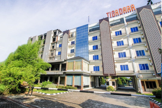 OYO 1153 Tiga Dara Hotel & Resort主图