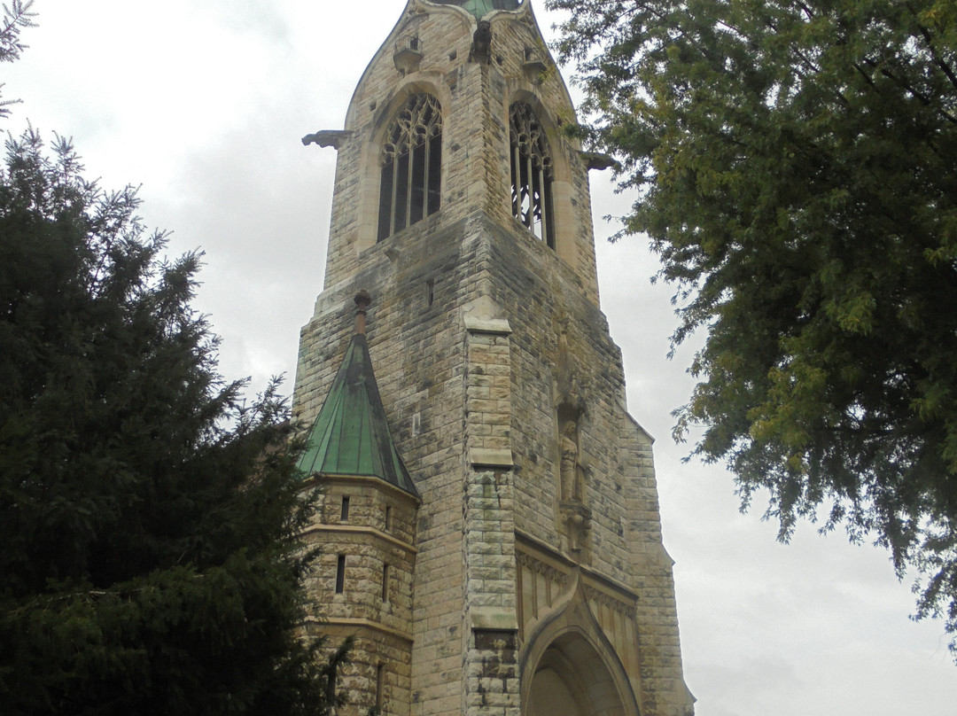 Römisch-katholische Kirche - Herz Jesu-Laufen必去景点