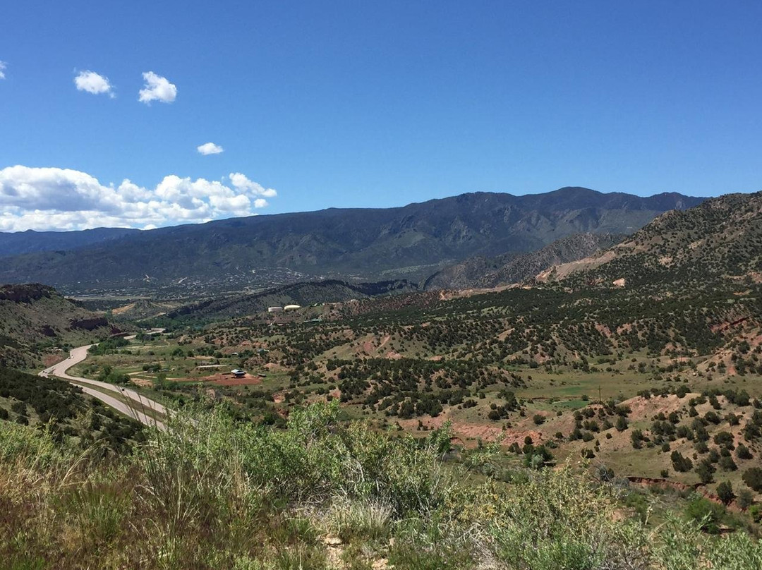 Lariat Loop National Scenic Byway-戈尔登必去景点