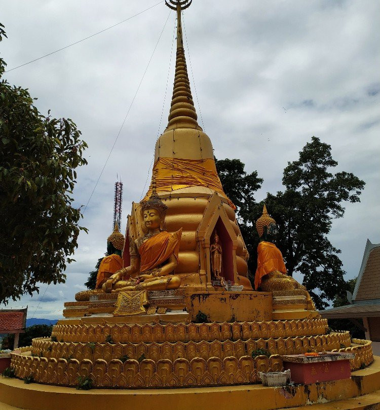 Wat Woranat Banphot-那空沙旺必去景点