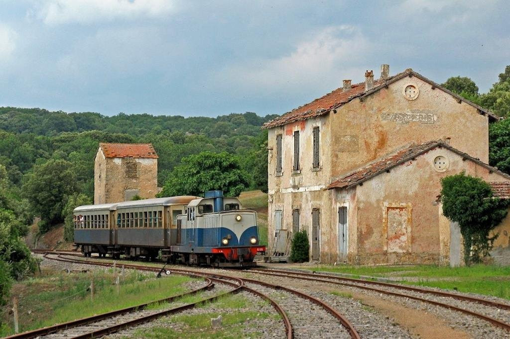 I Viaggi del Trenino Verde con Barbagia Express景点图片