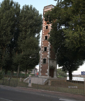 La Tour du Doyenne-索恩河畔沙隆必去景点