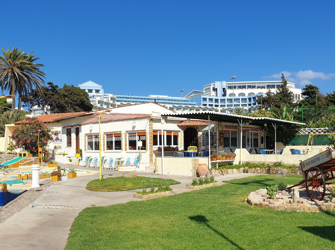 Mini Golf & Farm House Pub景点图片