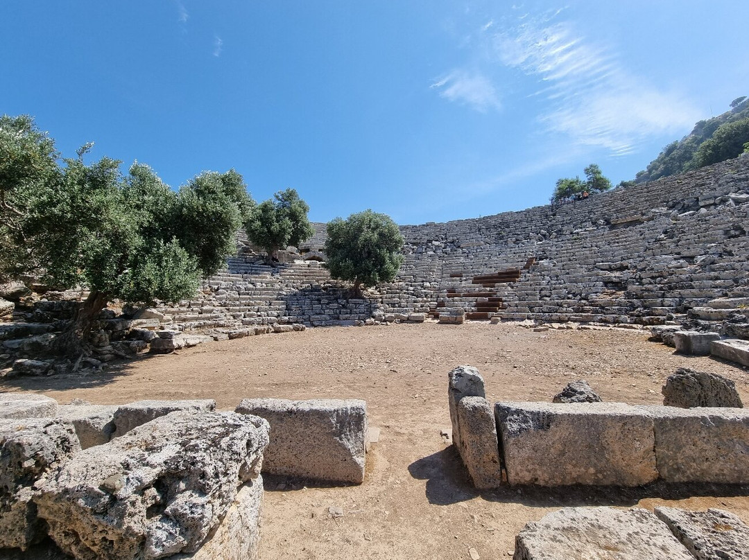 Brothers Car Hire & Property-达利安必去景点