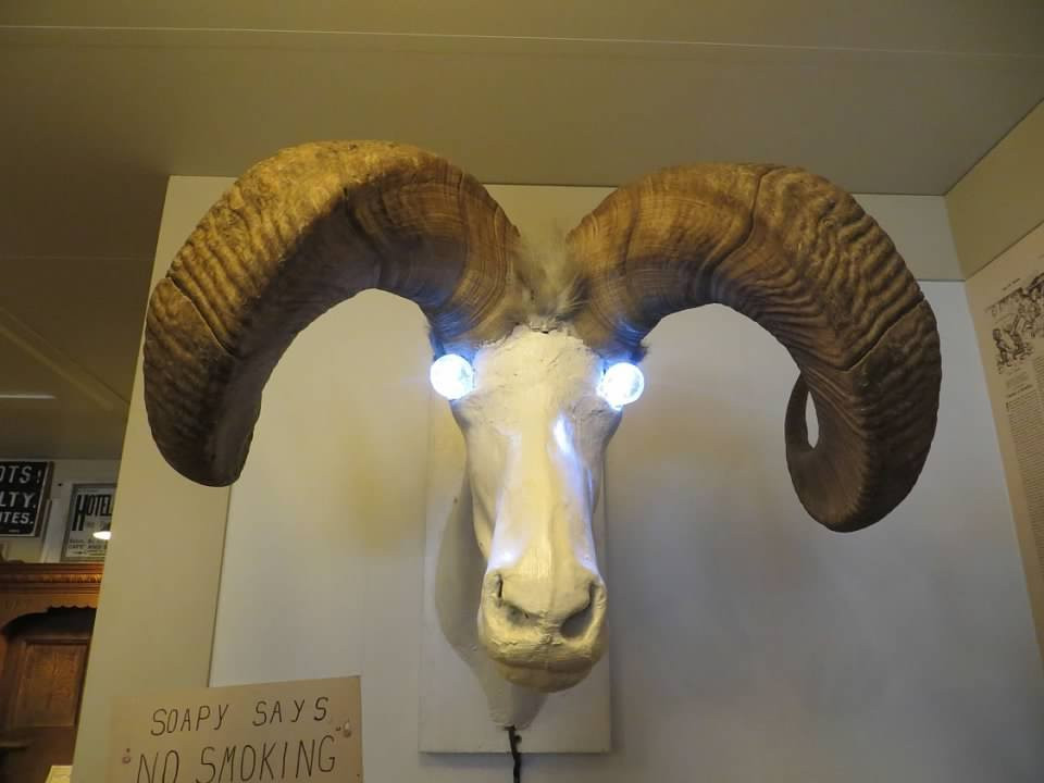 Jeff. Smiths Parlor Museum-史凯威必去景点