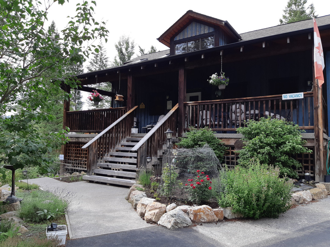 Chalet in the Rockies Bed & Bye主图