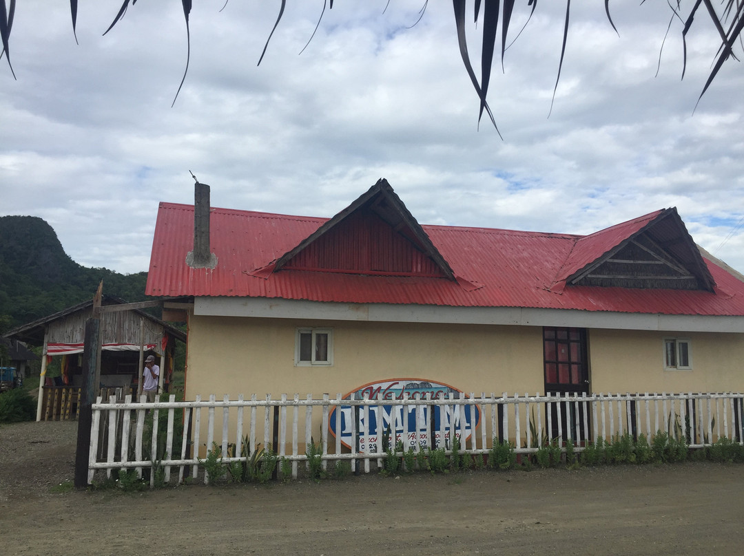 RMTM's Beachfront Accommodation主图