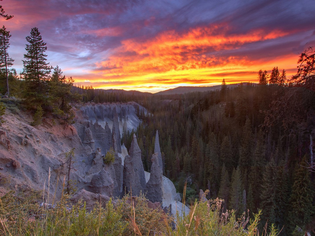 Pinnacles Trail景点图片