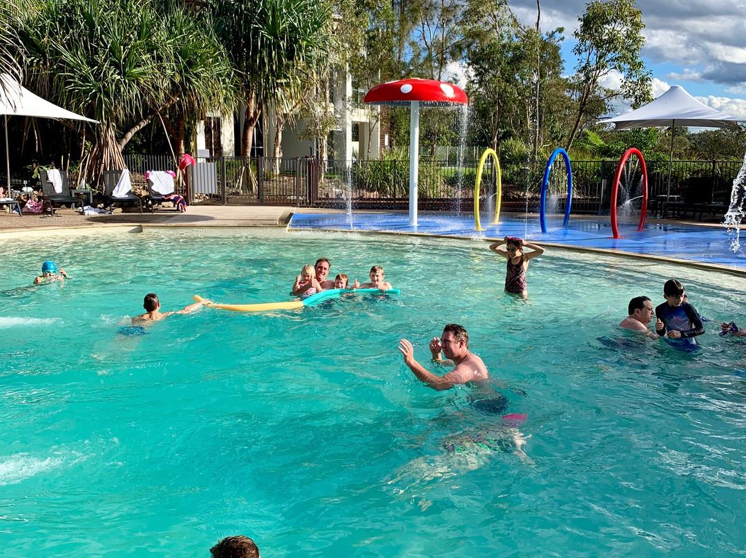 努萨西码头度假村主图