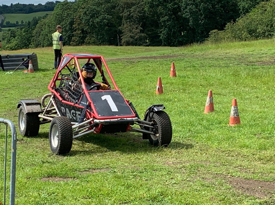 Fastrax-丹弗姆林必去景点