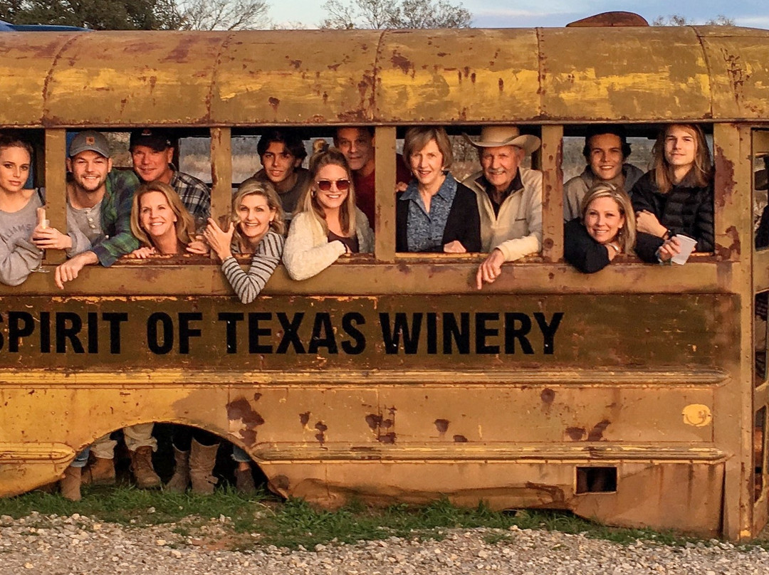 Skies Over Texas Winery-Early必去景点
