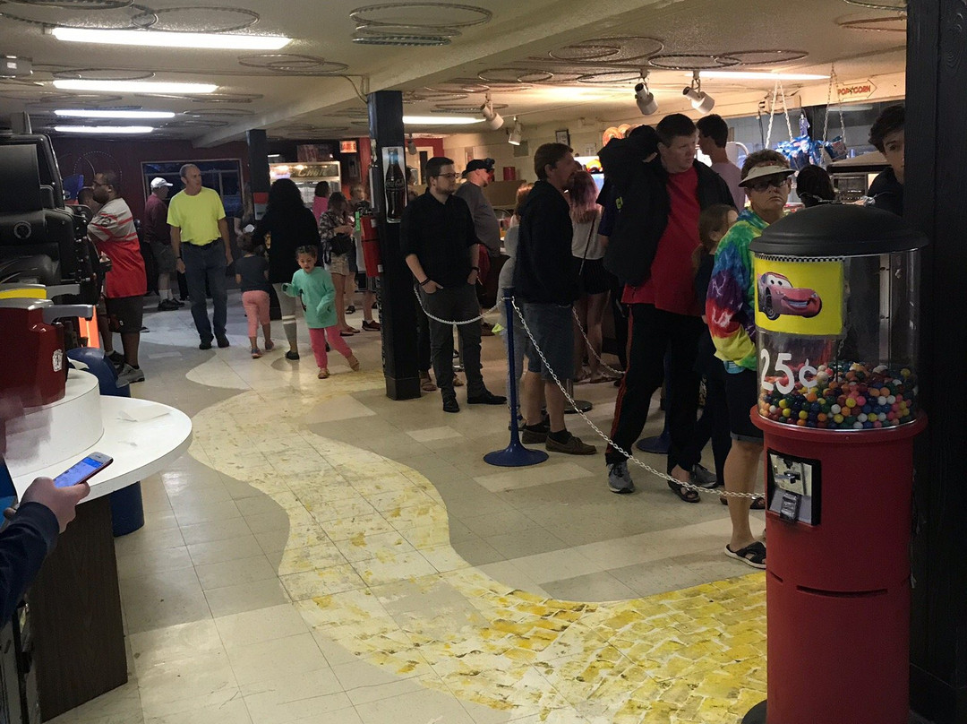 McHenry Outdoor Theater-McHenry必去景点