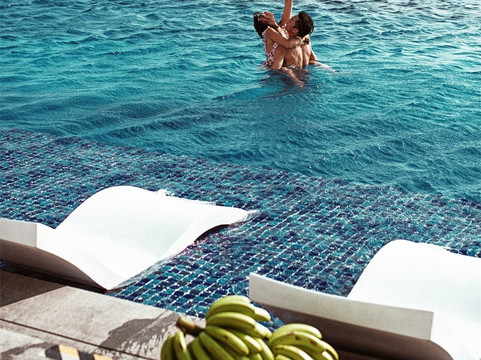 三亚康年酒店主图