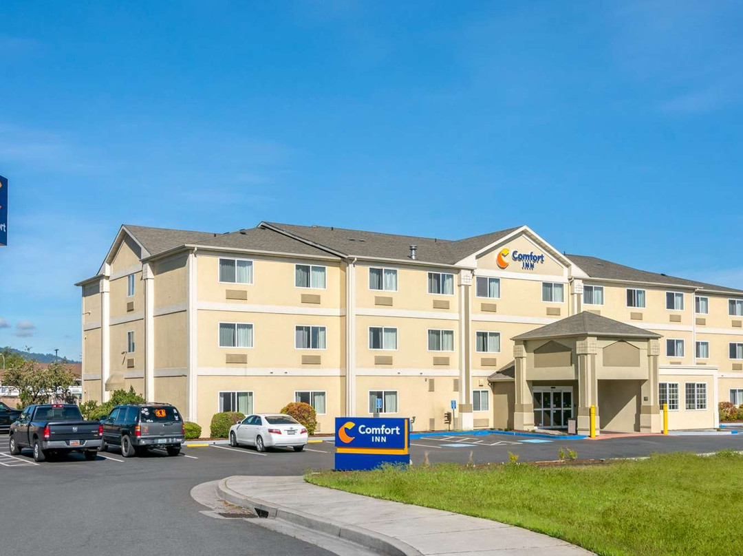 Comfort Inn Medford North主图