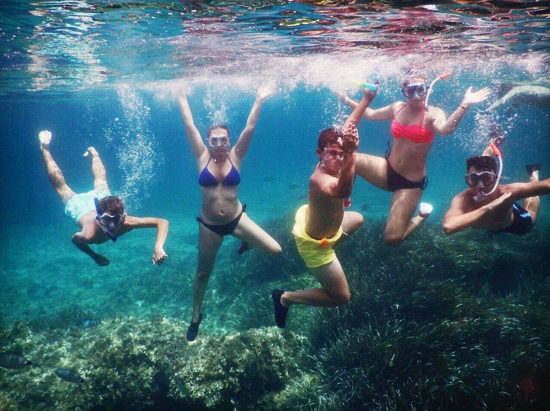 Esencia Viva Ibiza kayak景点图片