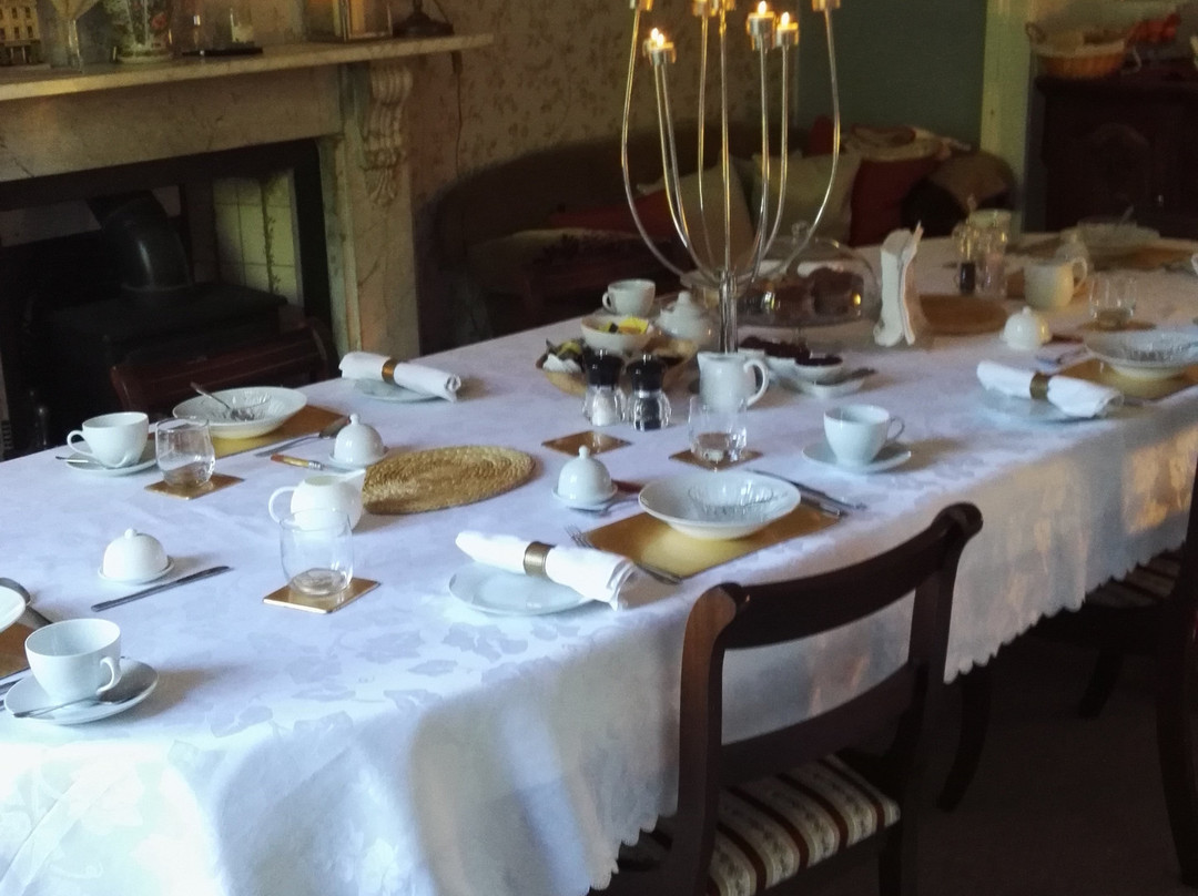 Inglewood House主图