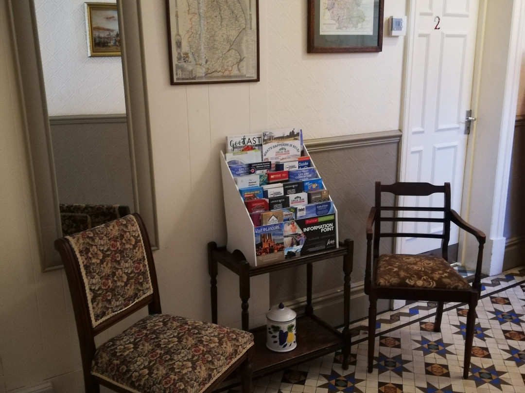 The Claremont Motel主图