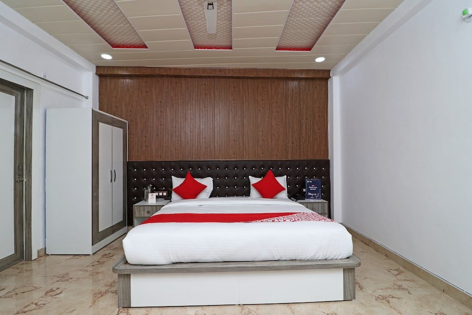 Capital O 13722 hotel walnut inn主图