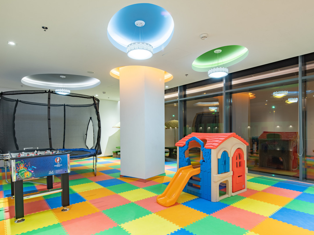 Radisson Hotel & Apartments Dammam Industrial City主图