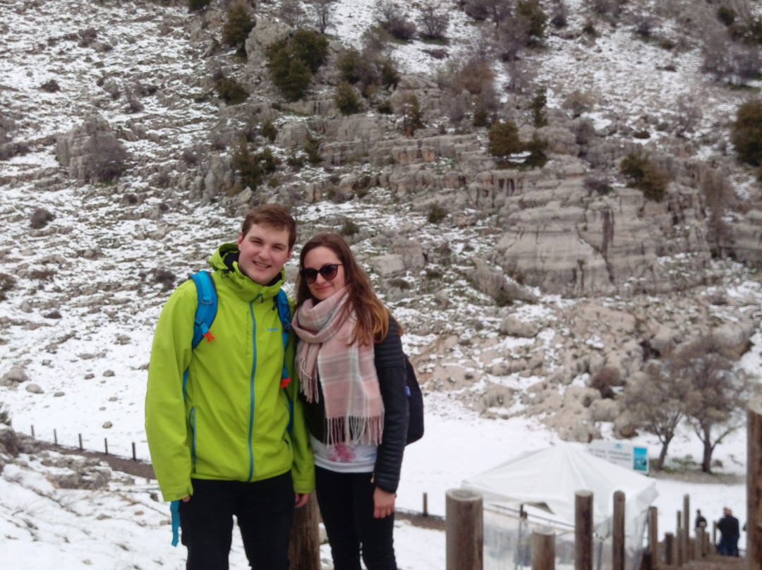 Baatara Gorge Waterfall-Tannourine必去景点