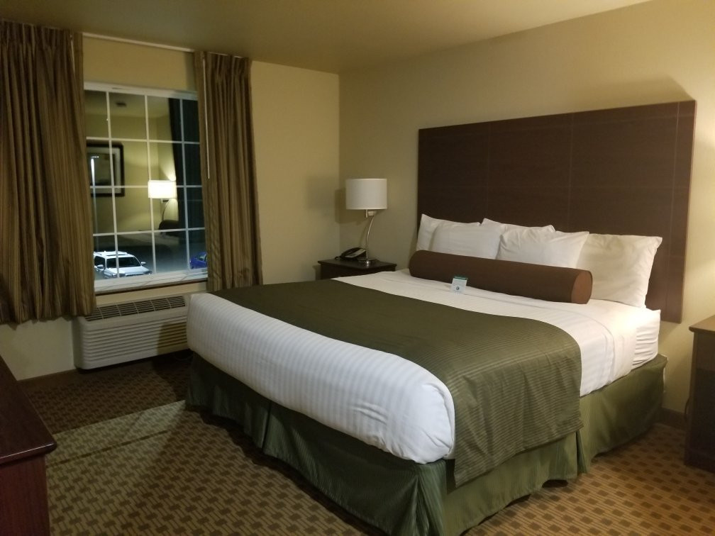 Cobblestone Hotel & Suites主图