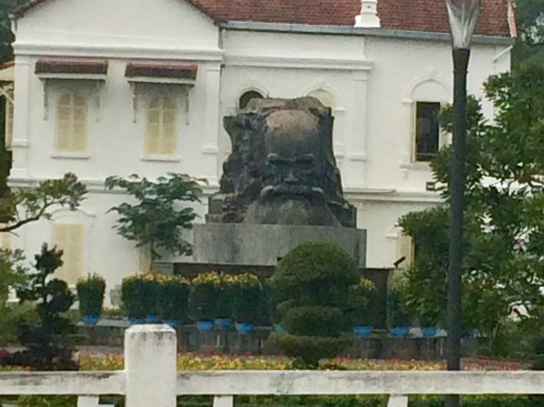 Phan Boi Chau Street Monument景点图片