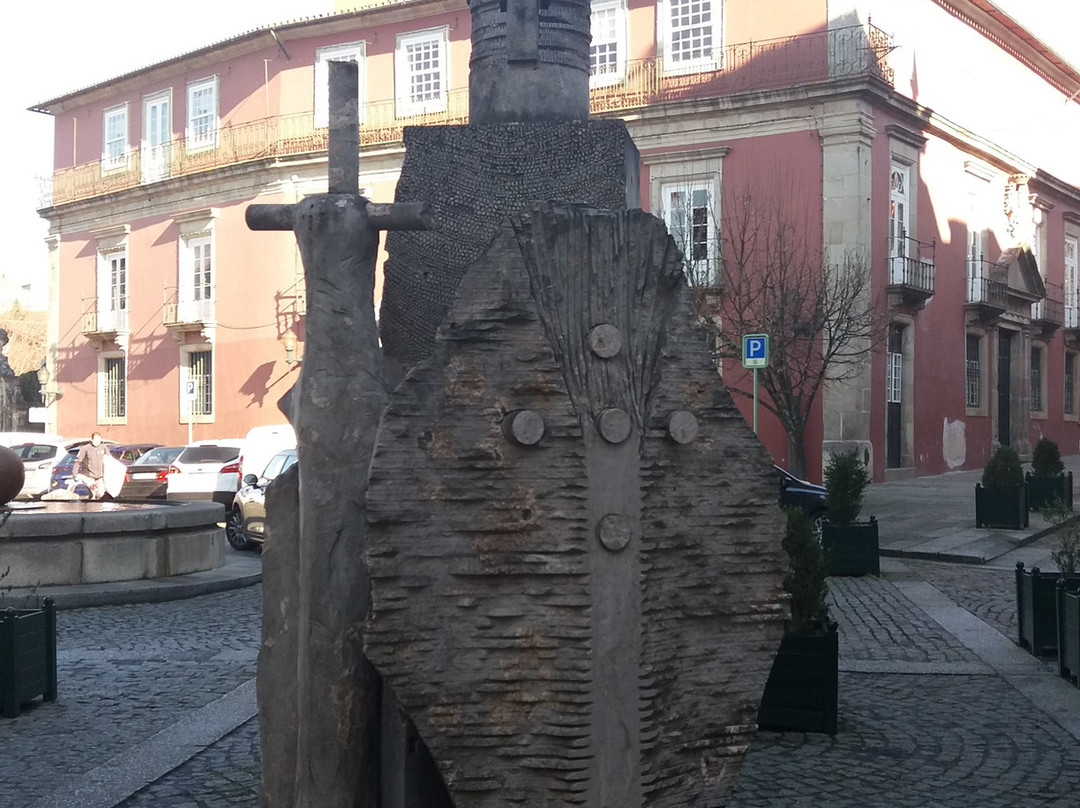 Escultura de D. Afonso Henriques景点图片