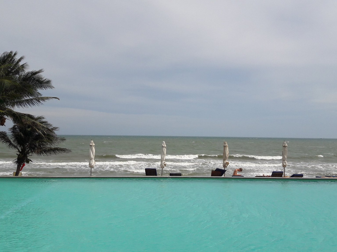 Villa Del Sol Beach Resort & Spa主图